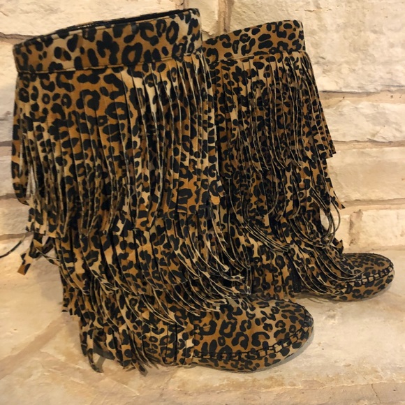 Shoes - Leopard fringe boots